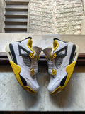 Air Jordan 4 Retro 'Vivid Sulfur' USED