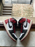 AIR JORDAN 1 HIGH OG "Black Toe Reimagined" USED