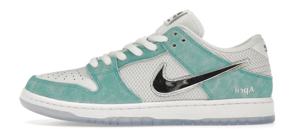 Nike SB Dunk Low "April"