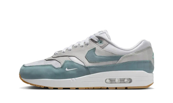 Air Max 1 .SWOOSH Low Poly Adventure